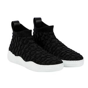 NEW ALAÏA women's tretch-knit petale sneakers in black